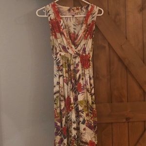 Flowered spring and summer dress